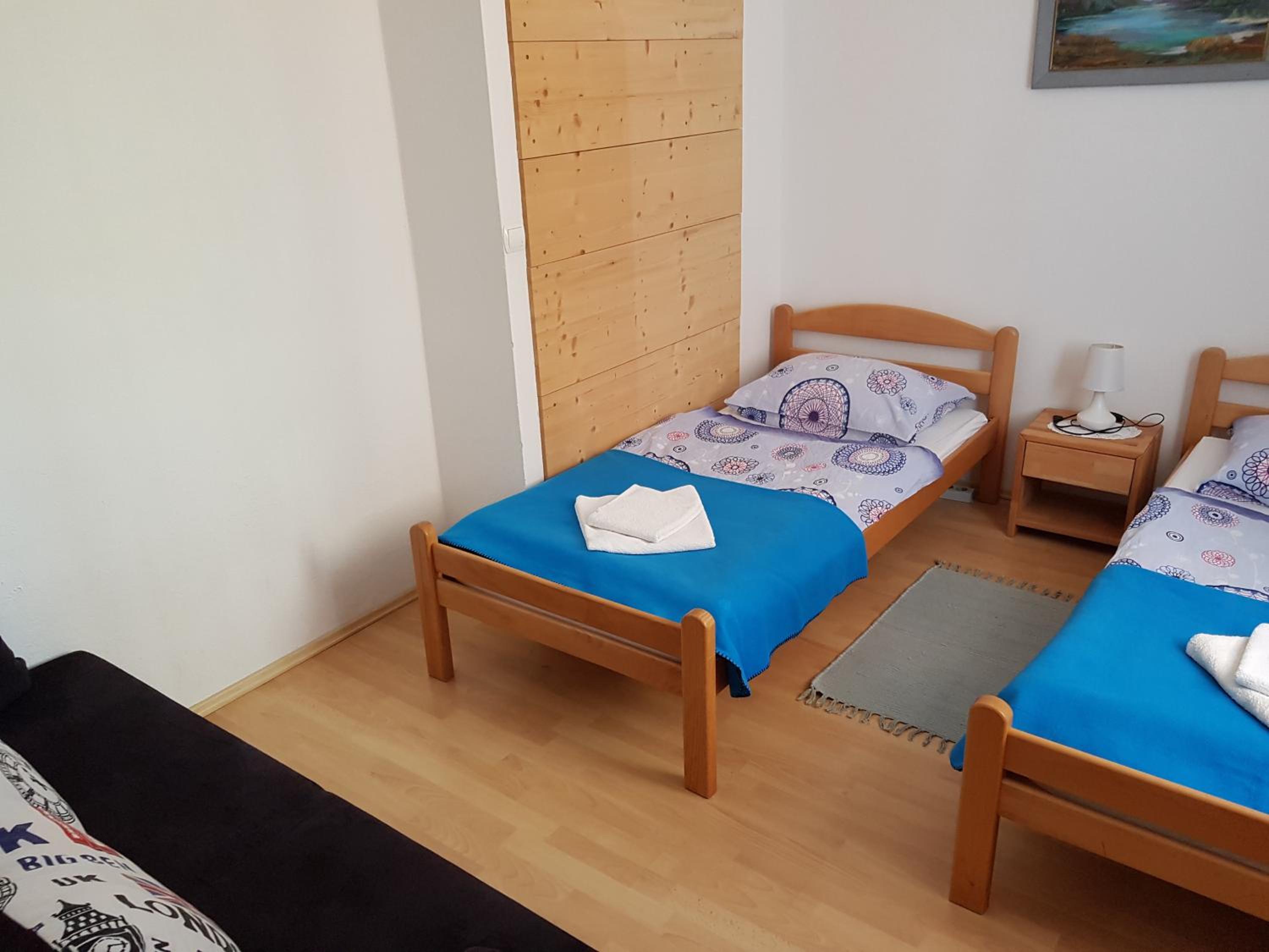 Vaznik Farm House Apartments