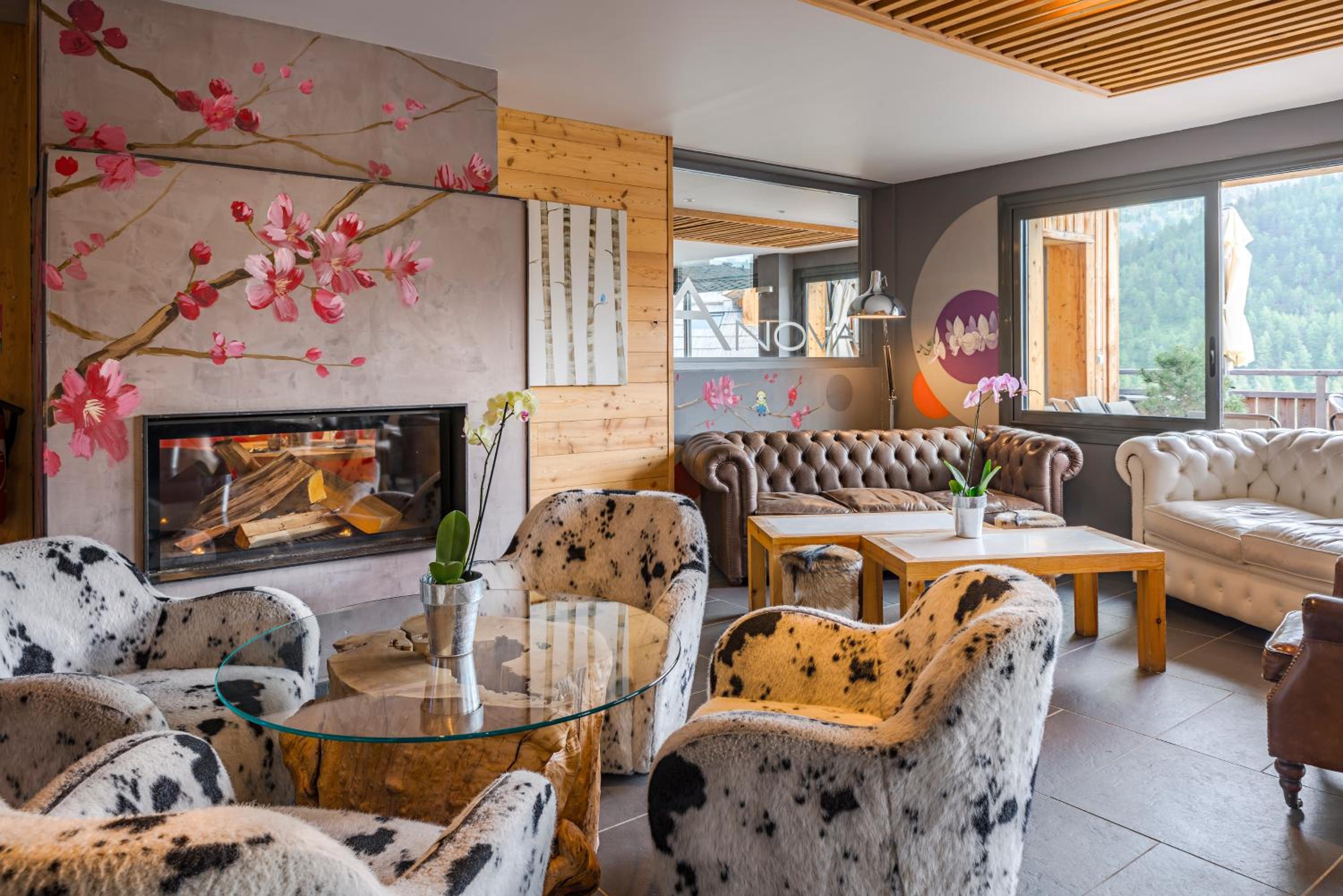 Anova Hotel & Spa