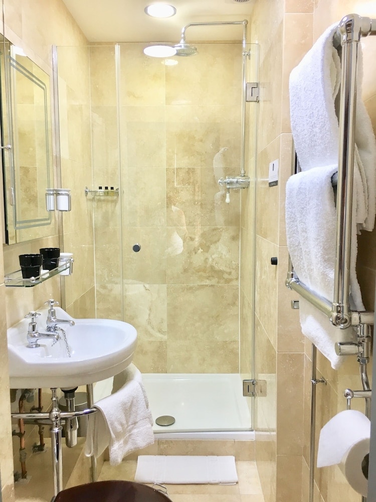 hotel image 0